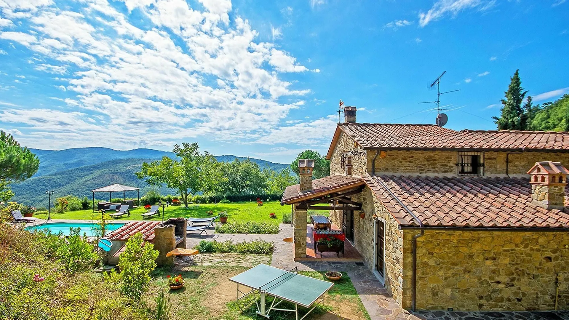 Villa With 5 Bedrooms In Arezzo, With Private Pool, Furnished Terrace